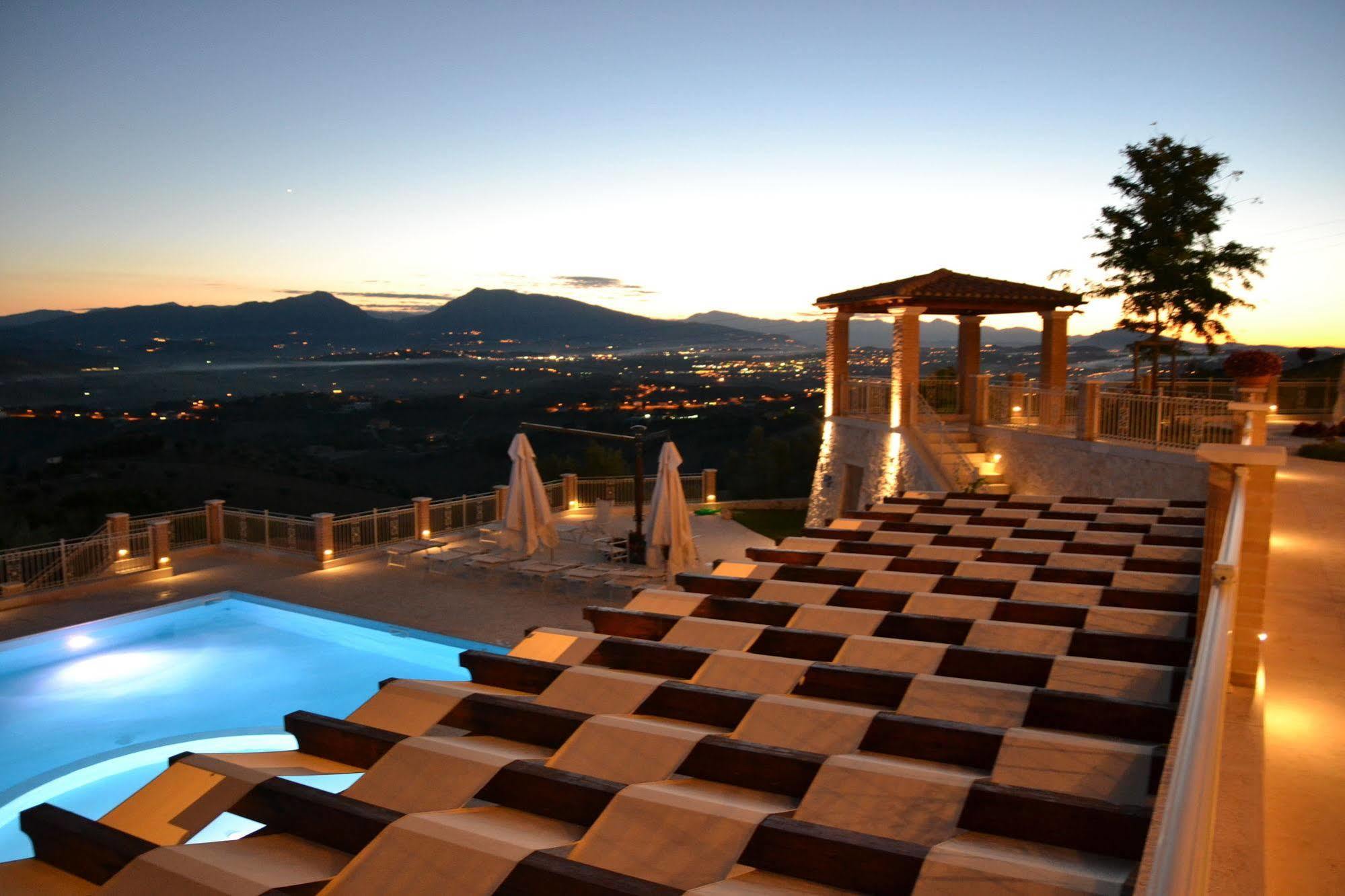 Incantea Resort Tortoreto Luaran gambar